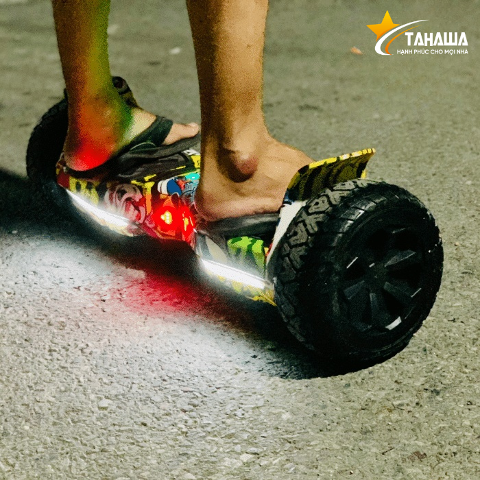 Xe Điện Cân Bằng 2 Bánh 9inch Mẫu Mới Loa Bluetooth Và Đèn LED Xe Điện Cân Bằng 2 Bánh 9inch Mẫu Mới Loa Bluetooth Và Đèn LED