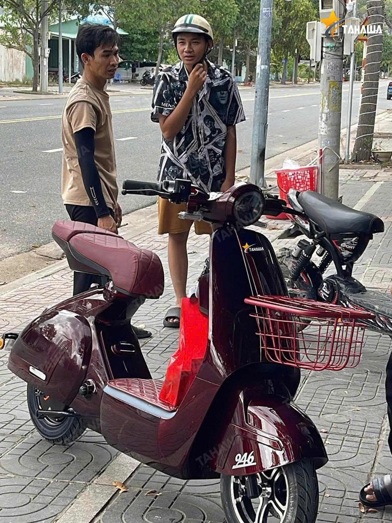 xe điện V3