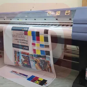 In xuyên sáng bằng UV – Cơ hội hái đơn mà nhiều xưởng in chưa khai thác 