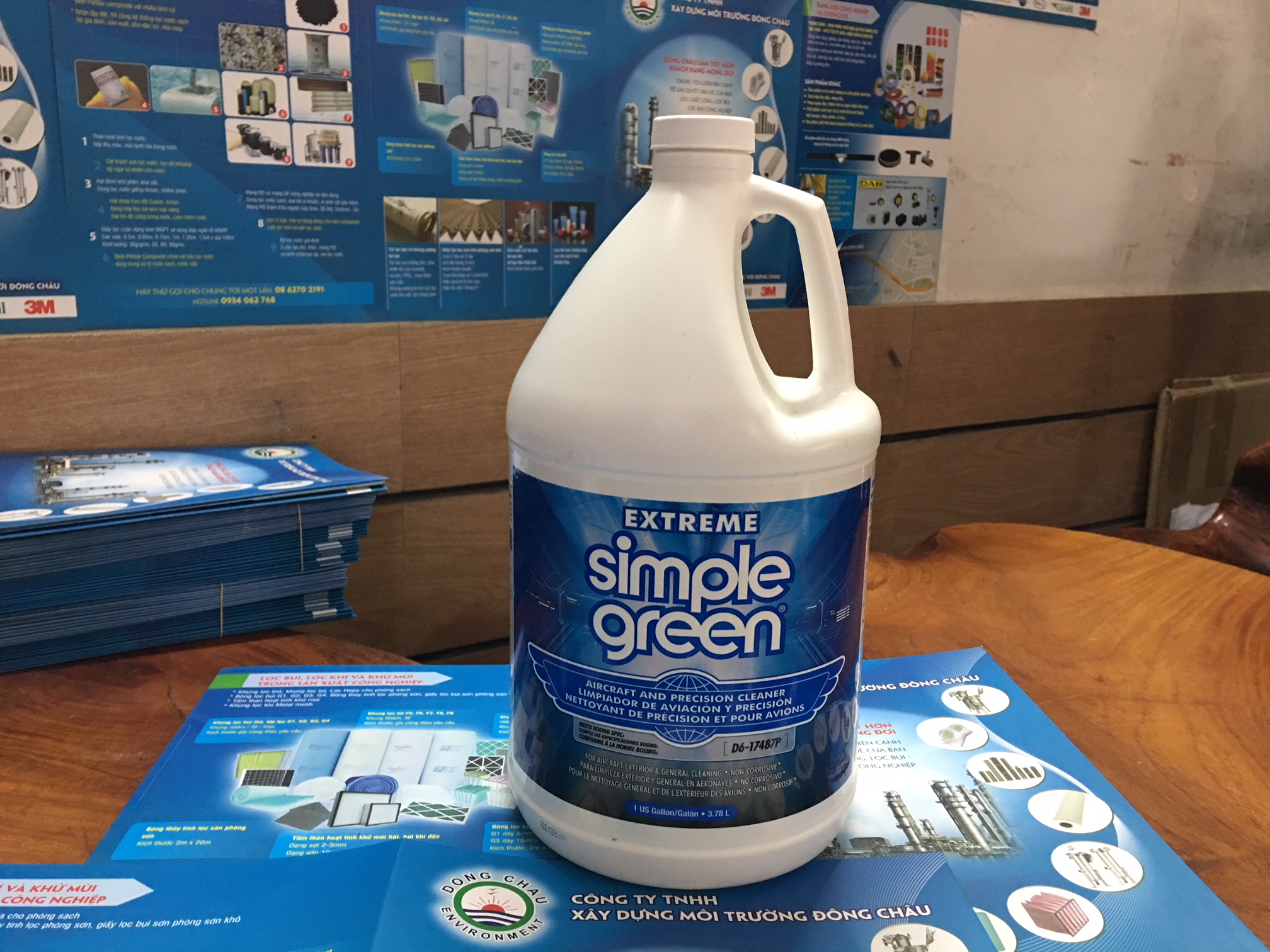 Dung dịch tẩy rửa dầu mỡ, cặn bẩn Simple Green Extreme 3.8L