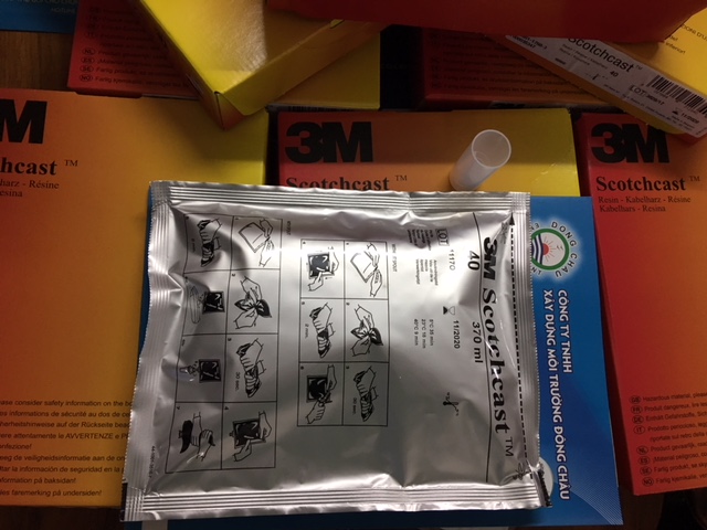 Chất cách điện 2 thành phần Scotchcast Resin 40 3M Mỹ