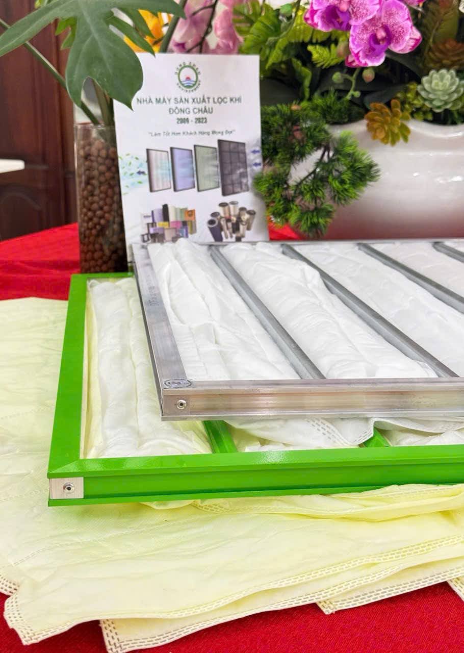 Khung lọc túi medium phủ sơn chống tĩnh điện