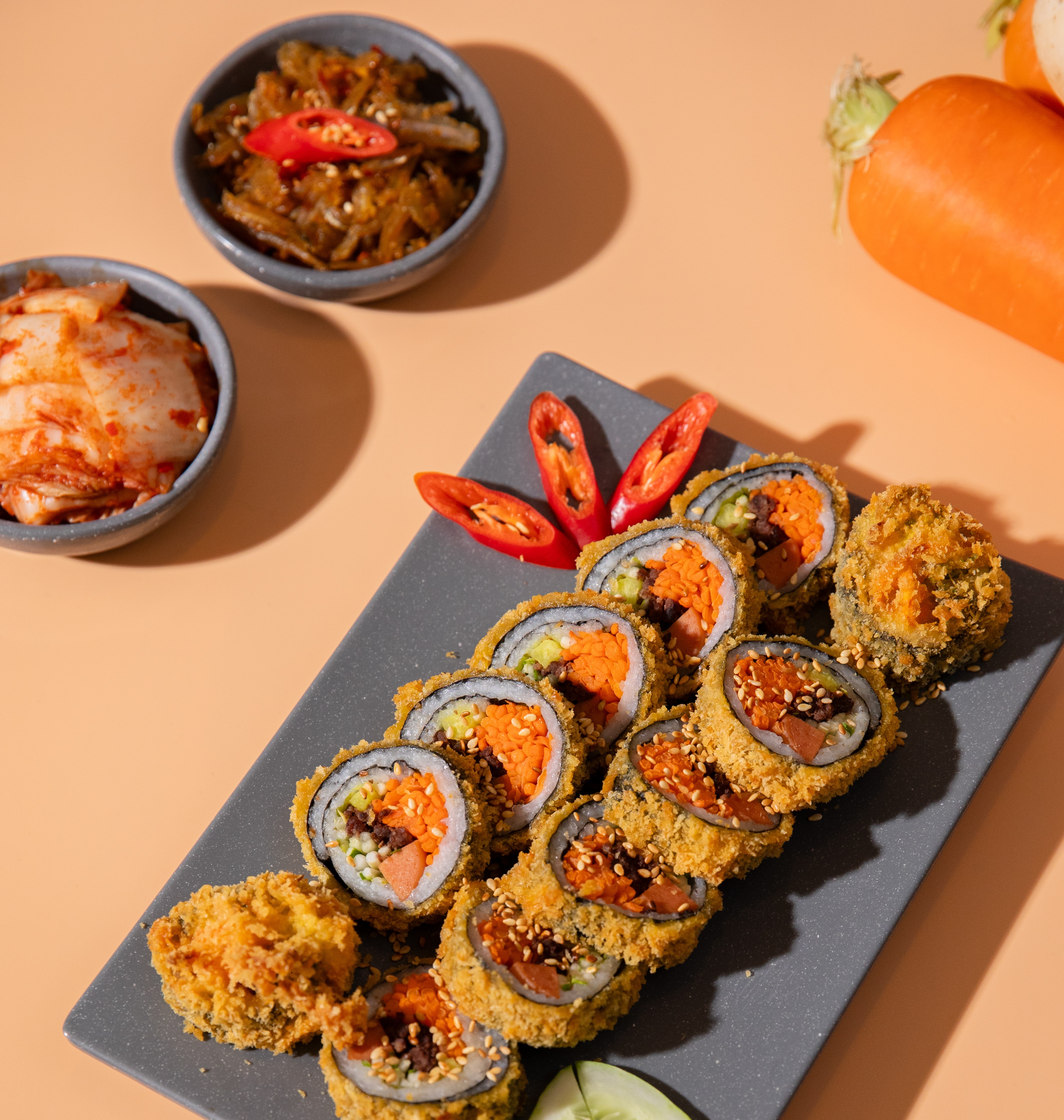 Kimbap chính là lựa chọn hoàn hảo: nhanh gọn, đầy đủ dinh dưỡng và cực kỳ ngon miệng Kimbap chính là lựa chọn hoàn hảo: nhanh gọn, đầy đủ dinh dưỡng và cực kỳ ngon miệng