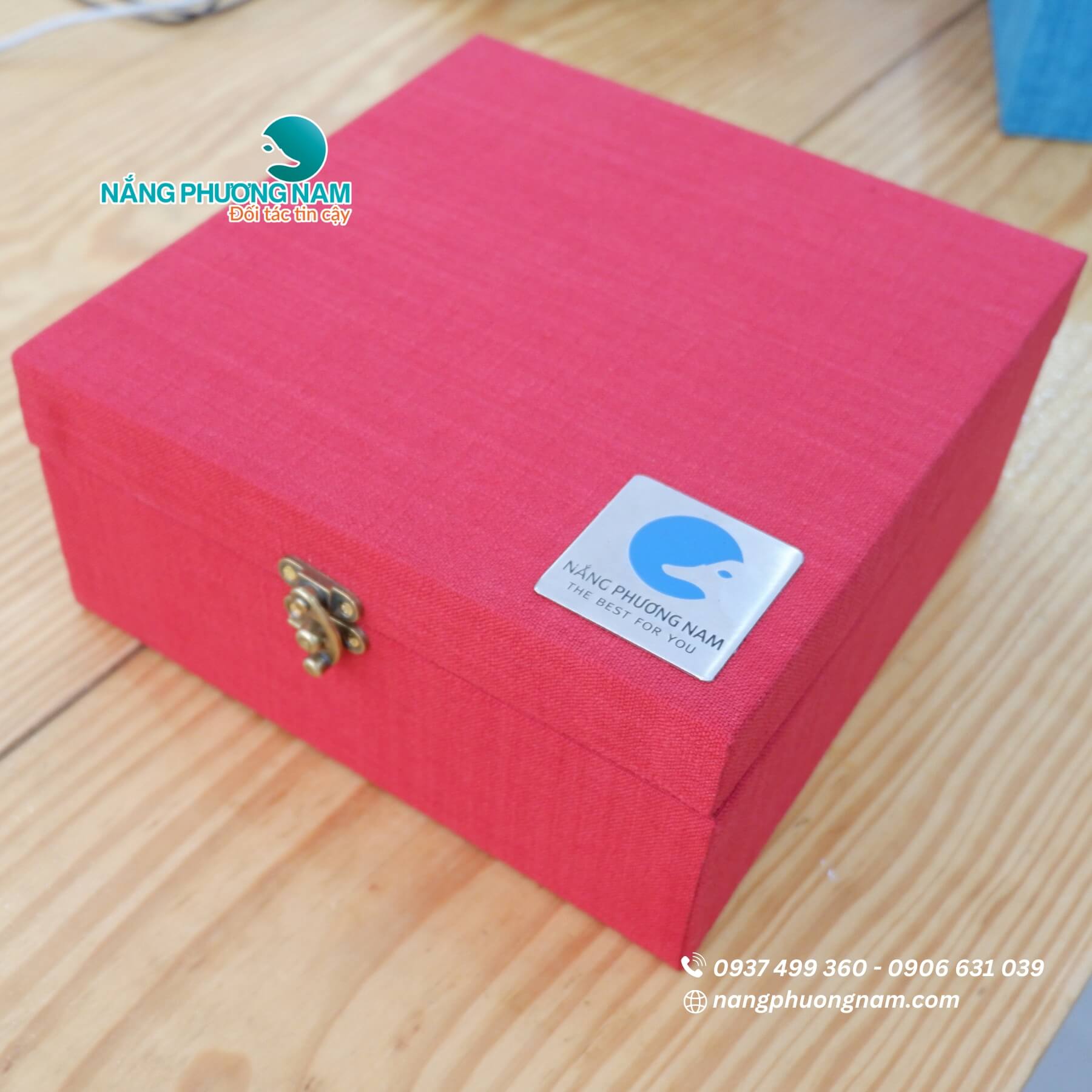 in-an-hop-banh-trung-thu Mẫu hộp bánh trung thu bằng vải