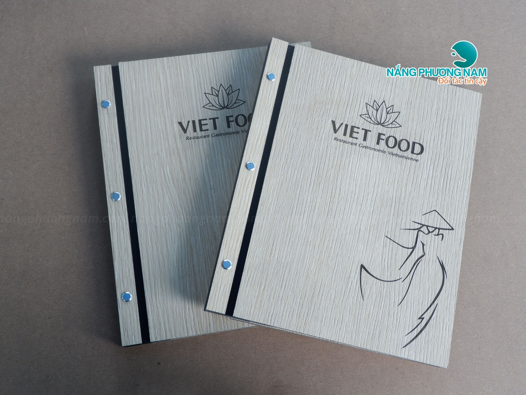menu-bia-go-dep Mẫu thiết kế menu bìa gỗ