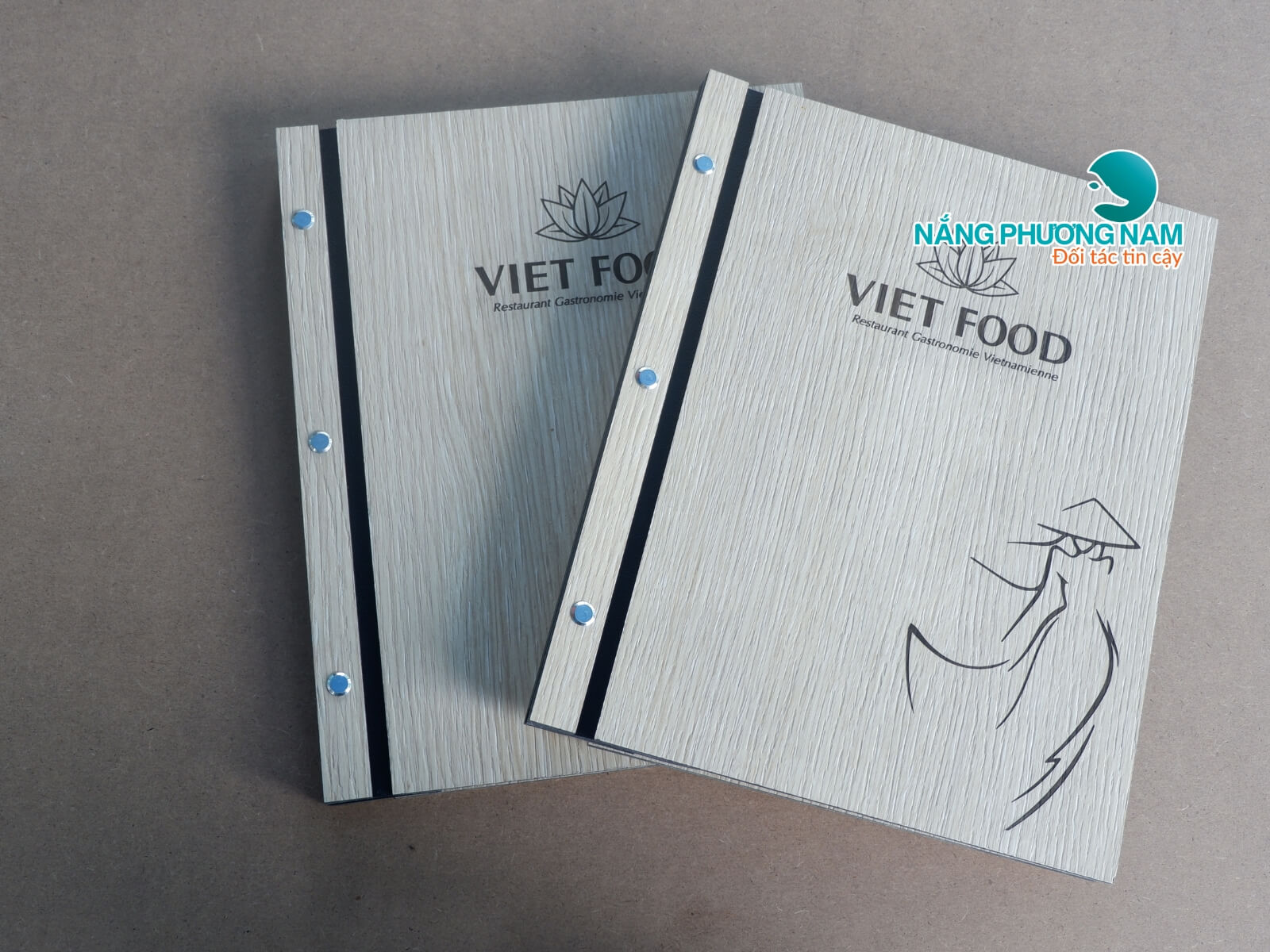 menu-bia-go Mẫu menu bìa gỗ cho các nhà hàng, quán ăn