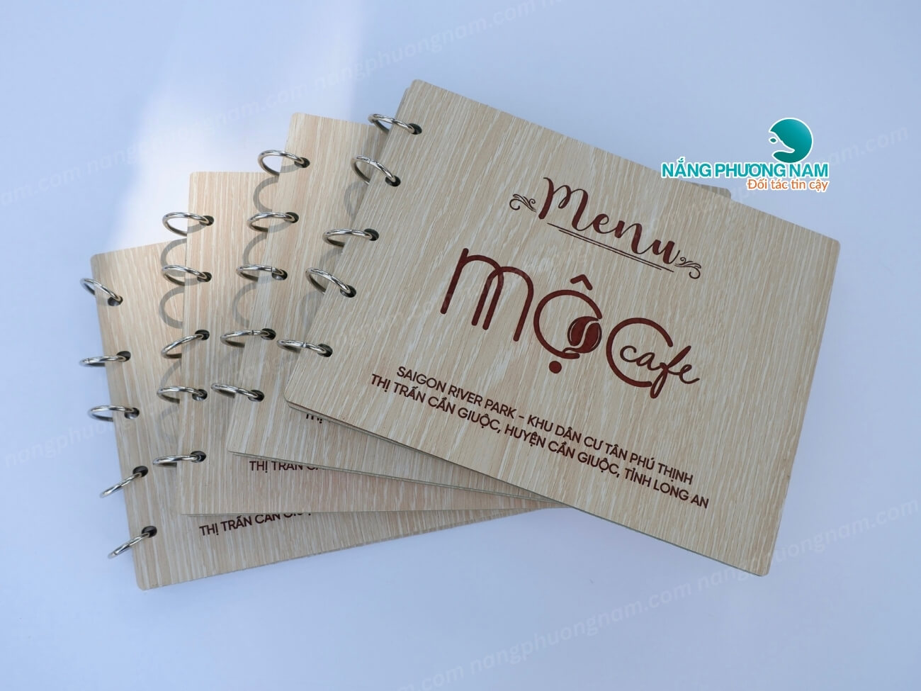 Menu bìa gỗ cho các quán cafe