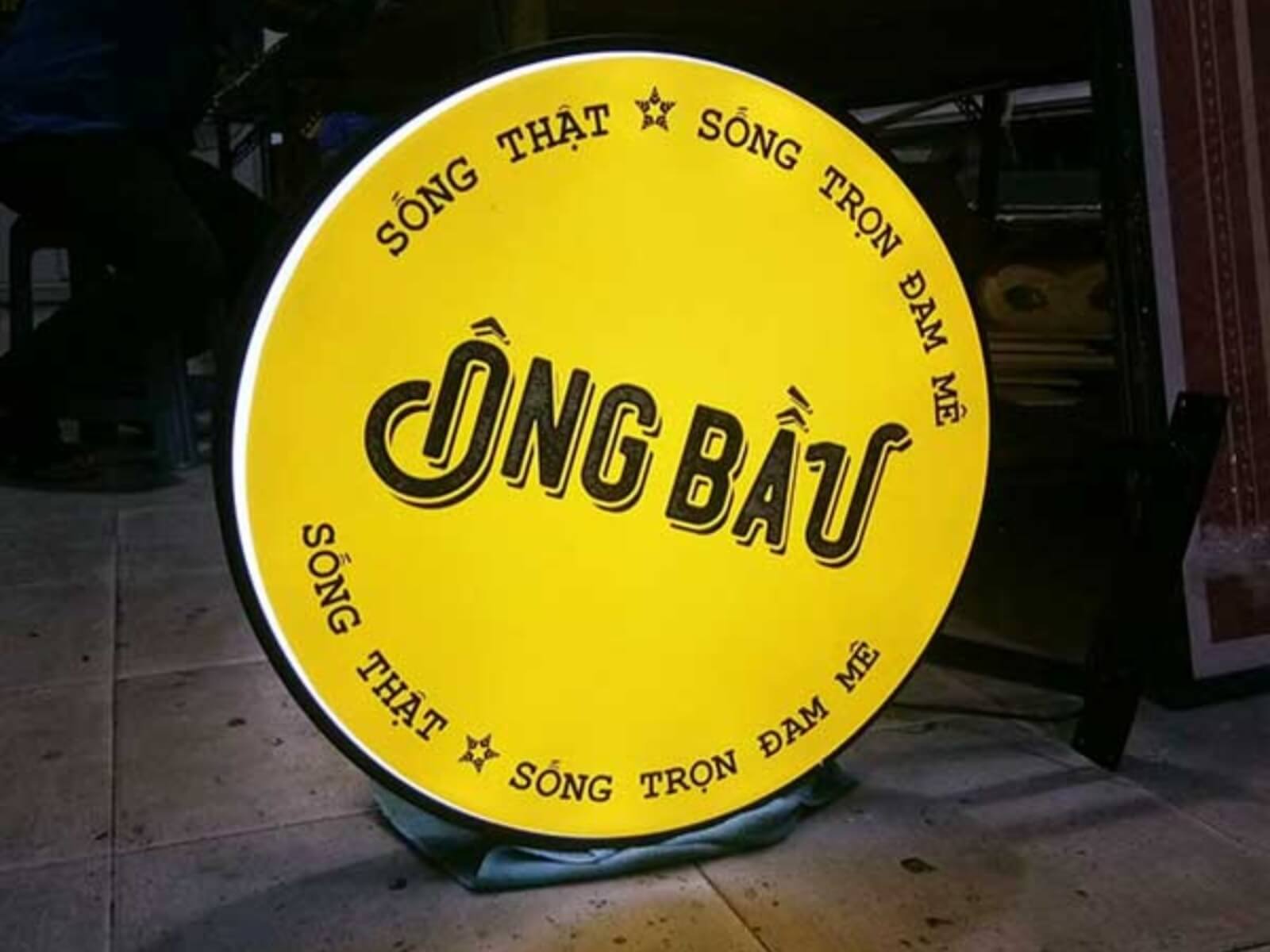 bang-hieu-quang-cao-tron Biển hiệu đèn Led Cafe Ông Bầu