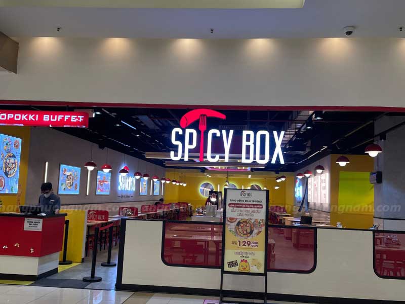 bang-hieu-spicy-box Bảng hiệu spicy box
