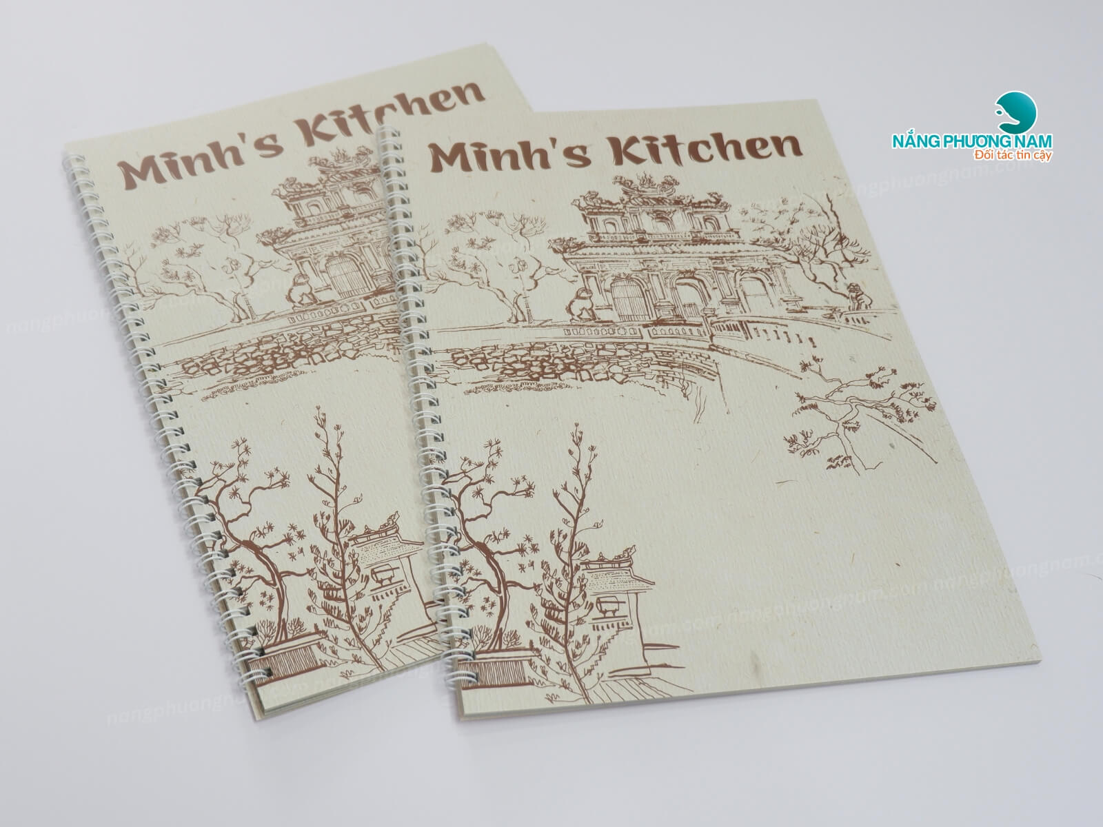 don-vi-in-menu-giay-nhua in menu nhựa chống nước