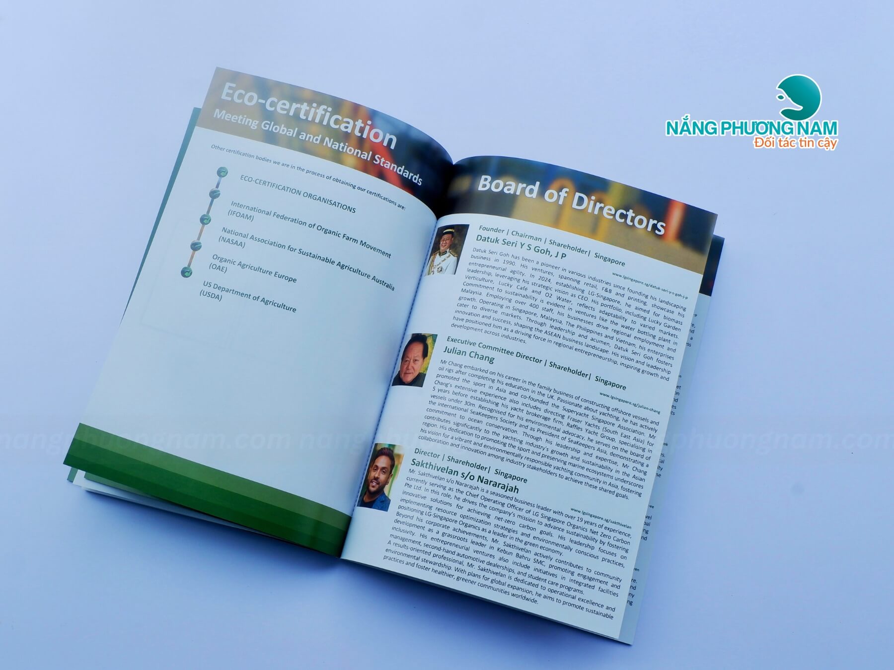 in-an-brochure kỹ thuật gia công cuốn brochure