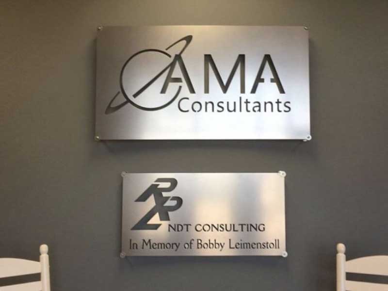 in-bang-hieu-cong-ty Mẫu bảng tên công ty bằng inox tinh tế