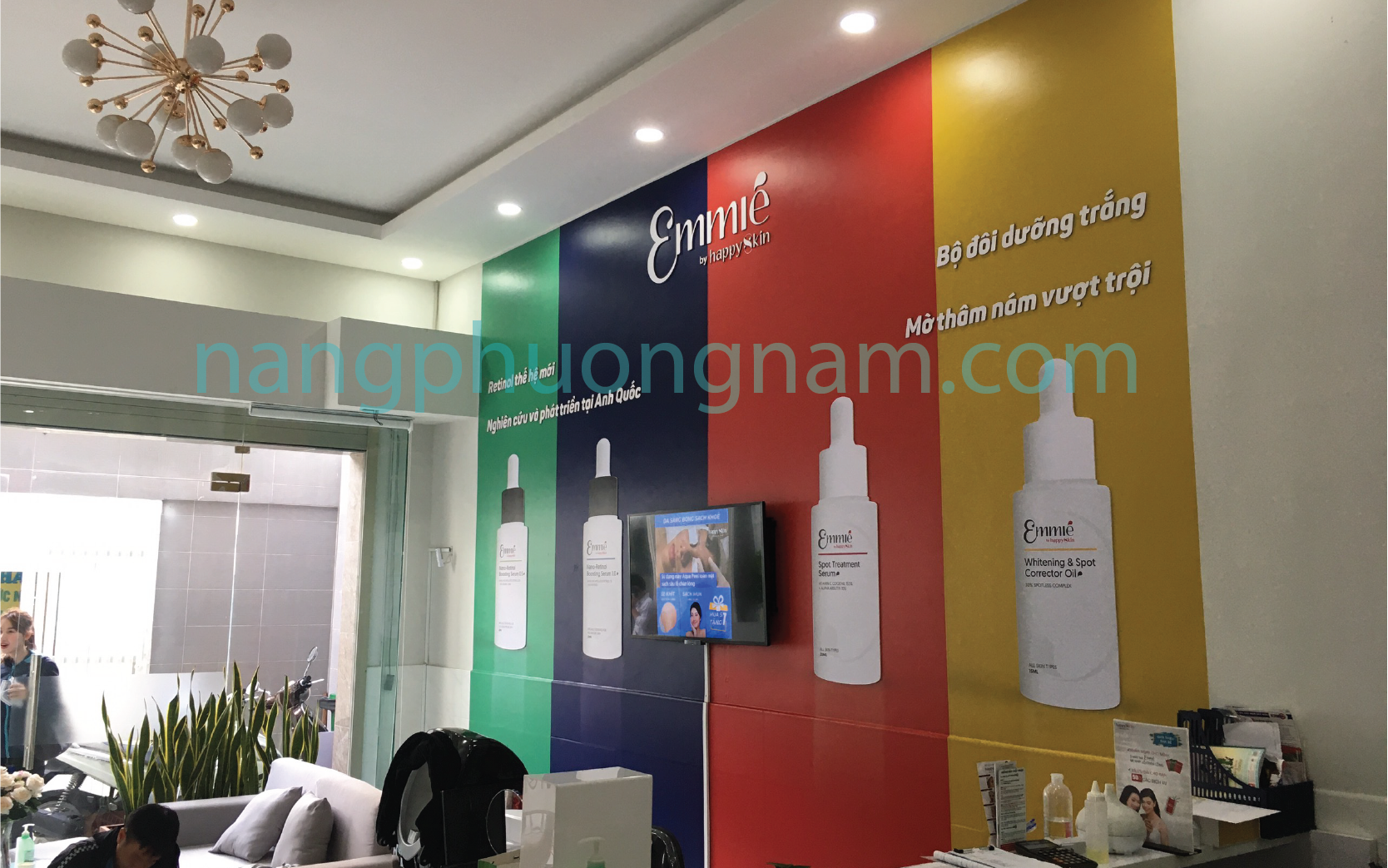 in decal dán tường Nắng Phương Nam thi công in decal dán tường Nắng Phương Nam thi công