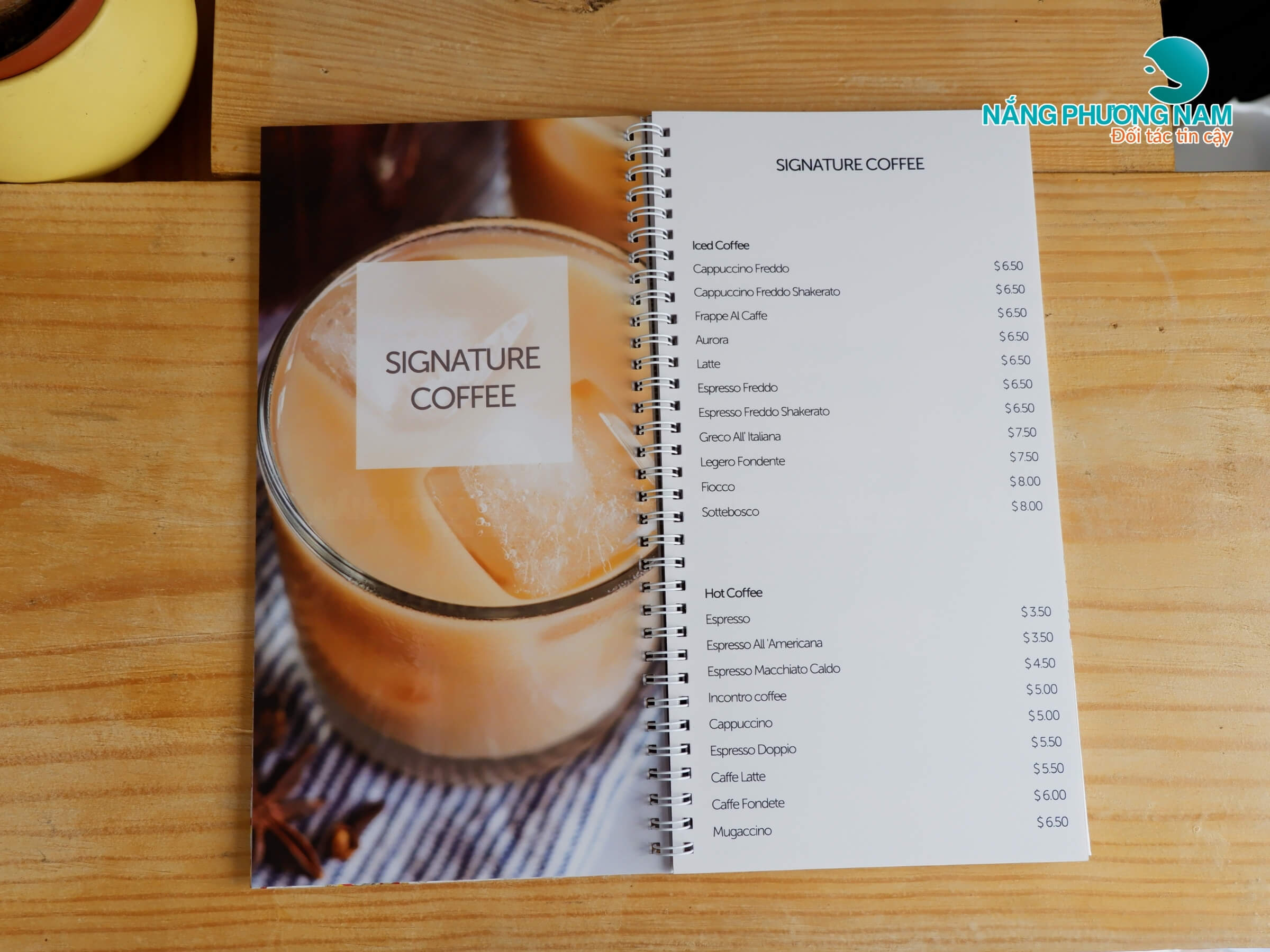 in-menu-bia-cung-gay-lo-xo Mẫu menu gáy lò xo