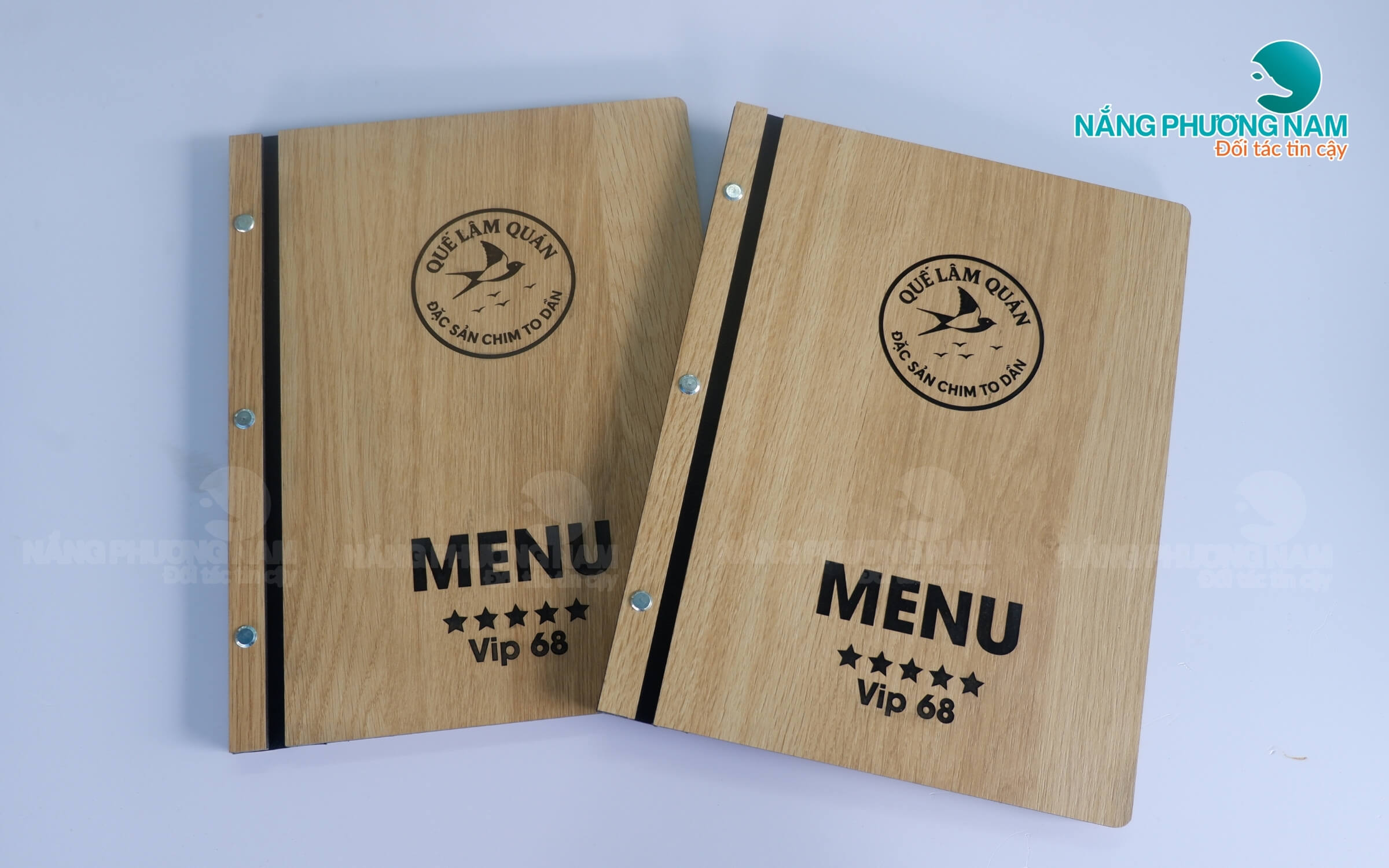 in-menu-bia-go-khac-laser In menu bằng bìa gỗ khắc laser