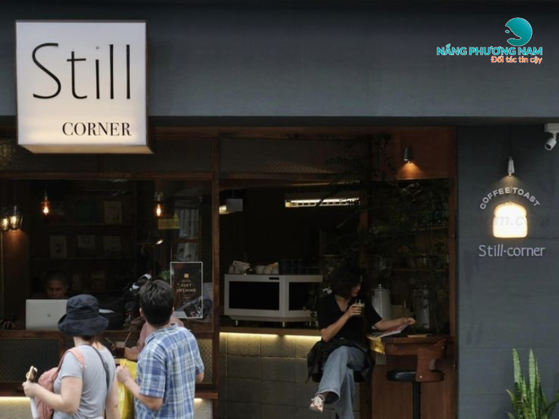 mau-bang-hieu-hop-den-cho-quan-cafe Mẫu bảng hiệu hộp đèn mica cho quán cafe