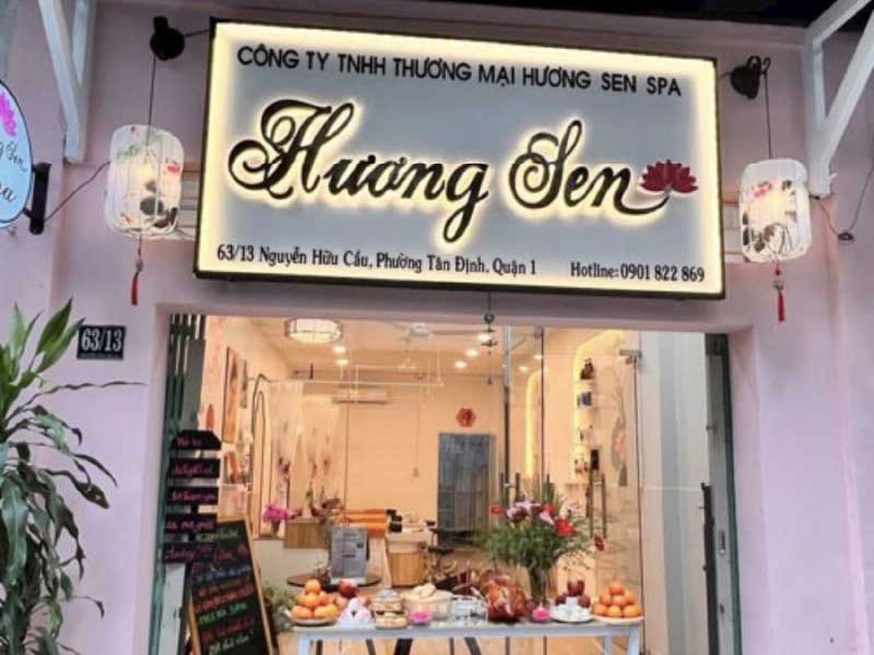 mau-bang-hieu-spa-dep bảng hiệu spa ấn tượng