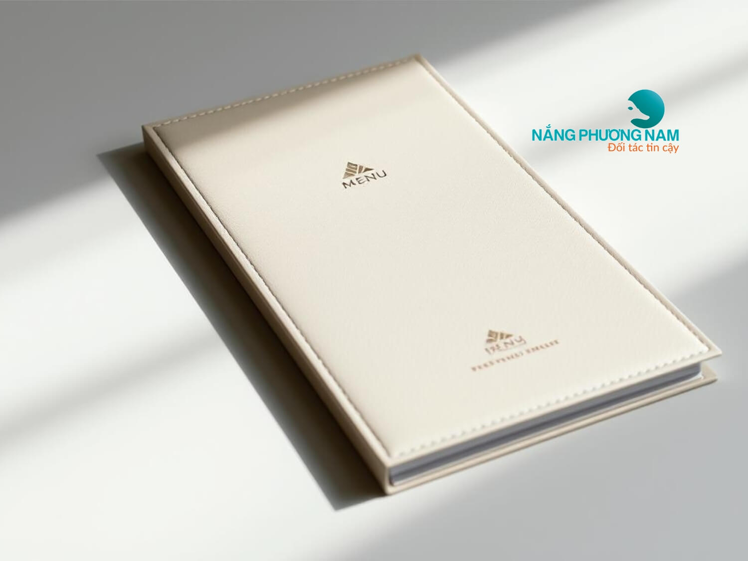 mau-menu-bia-a5 Bìa menu a5