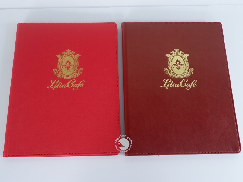 mau-menu-nha-hang-dep-an-tuong mẫu thiết kế menu nhà hàng bìa da ép kim