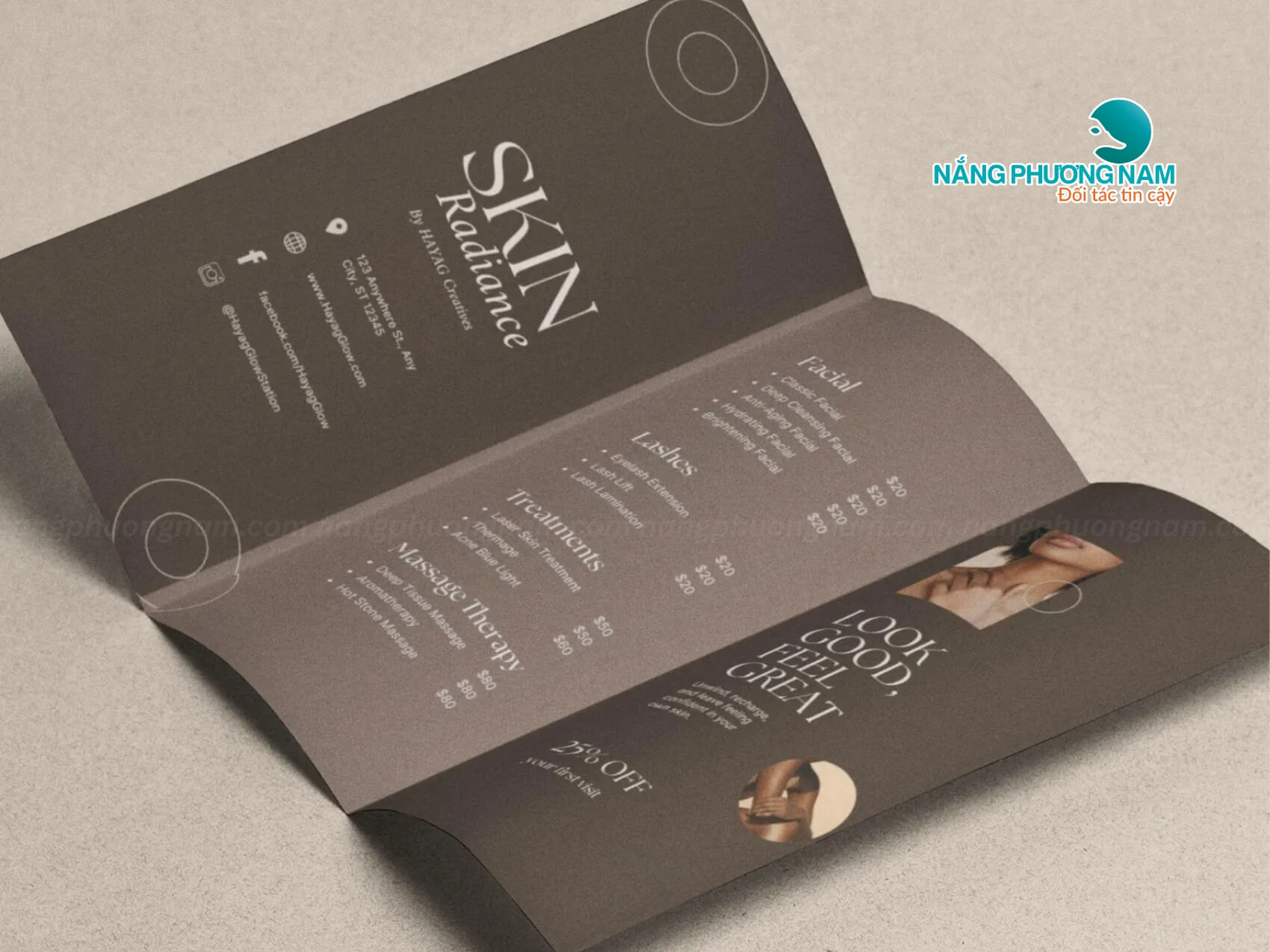 mau-menu-thuc-don-bang-bia-giay-gap Menu gấp 3 cho ngành làm đẹp, dịch vụ spa