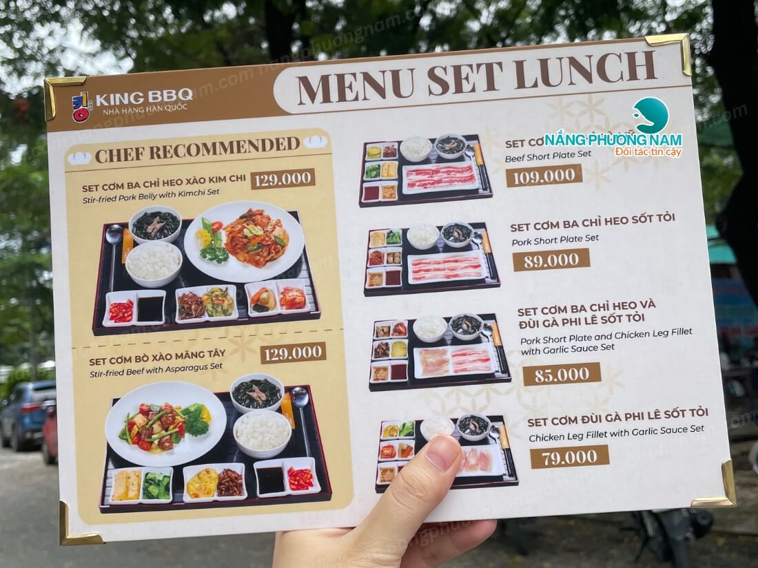 Menu bìa cứng cầm tay a3