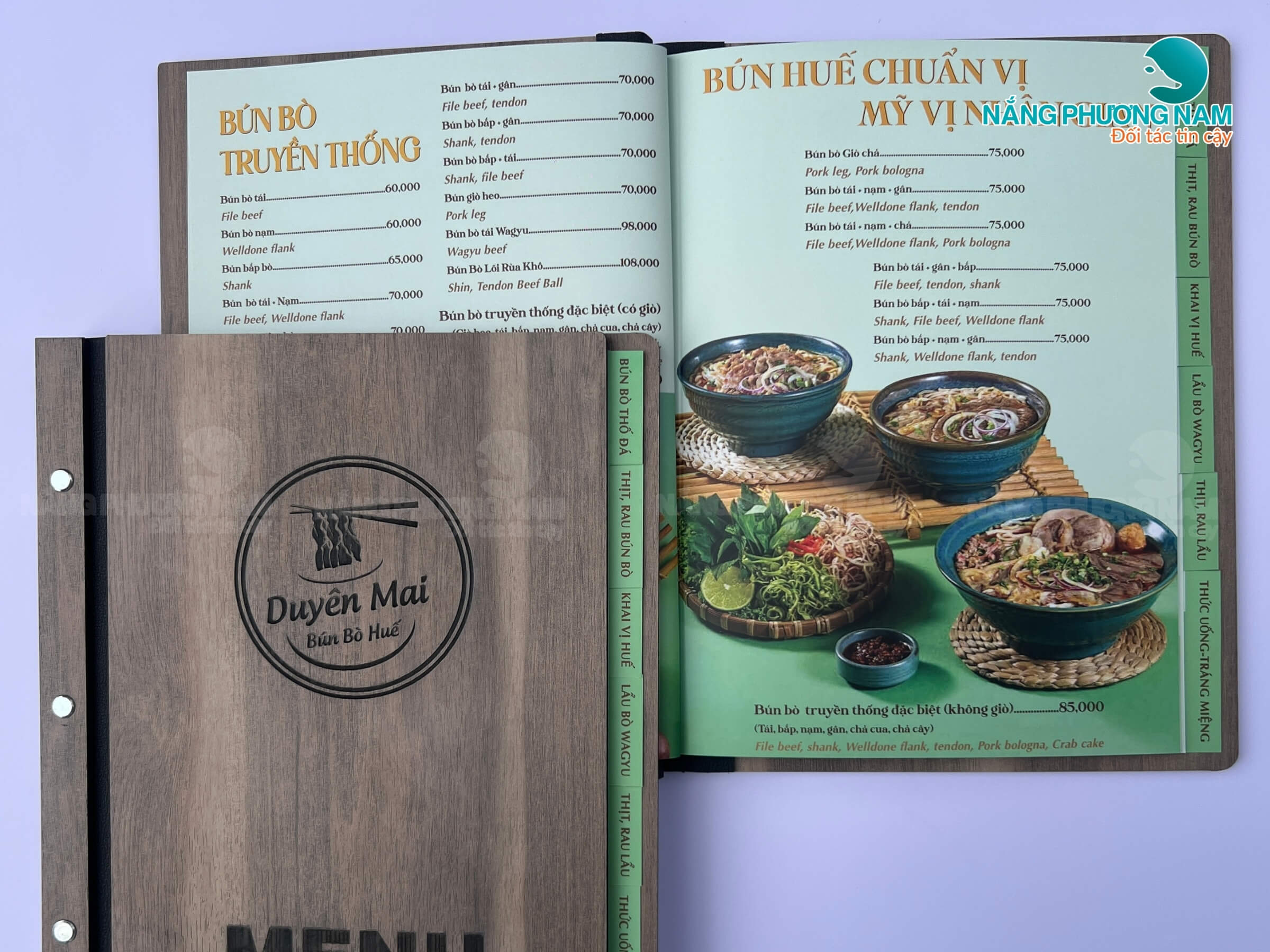 Menu bìa gỗ bún bò huế Duyên Mai