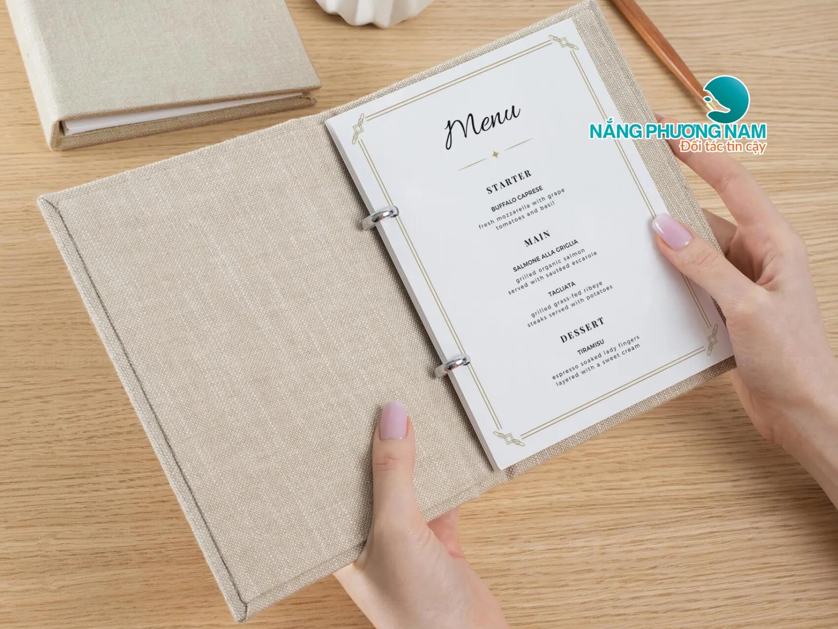 menu-bia-vai-gay-cong-inox Mẫu menu bìa vải gáy còng đẹp