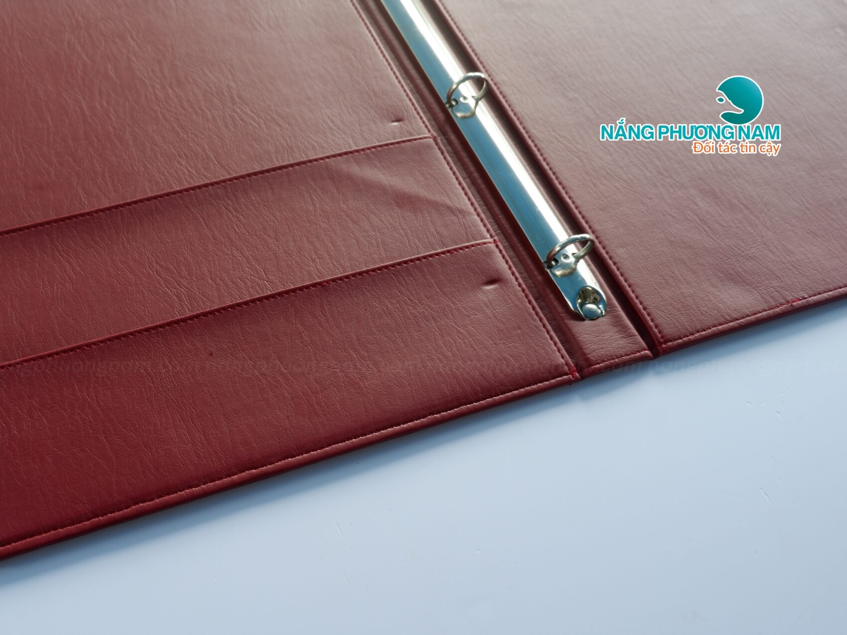 menu-da-bia-cong-thiet-ke-gon Menu da bìa còng thiết kế gọn