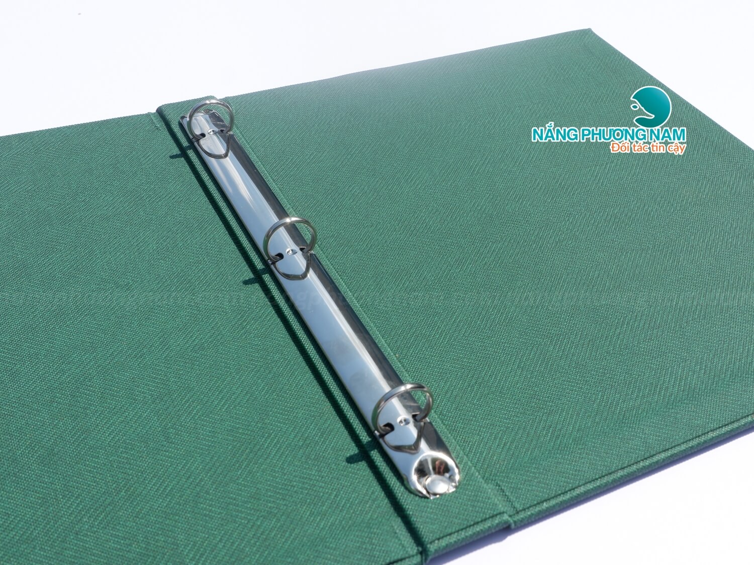 menu-da-bia-cong Thiết kế gáy còng tiện lợi