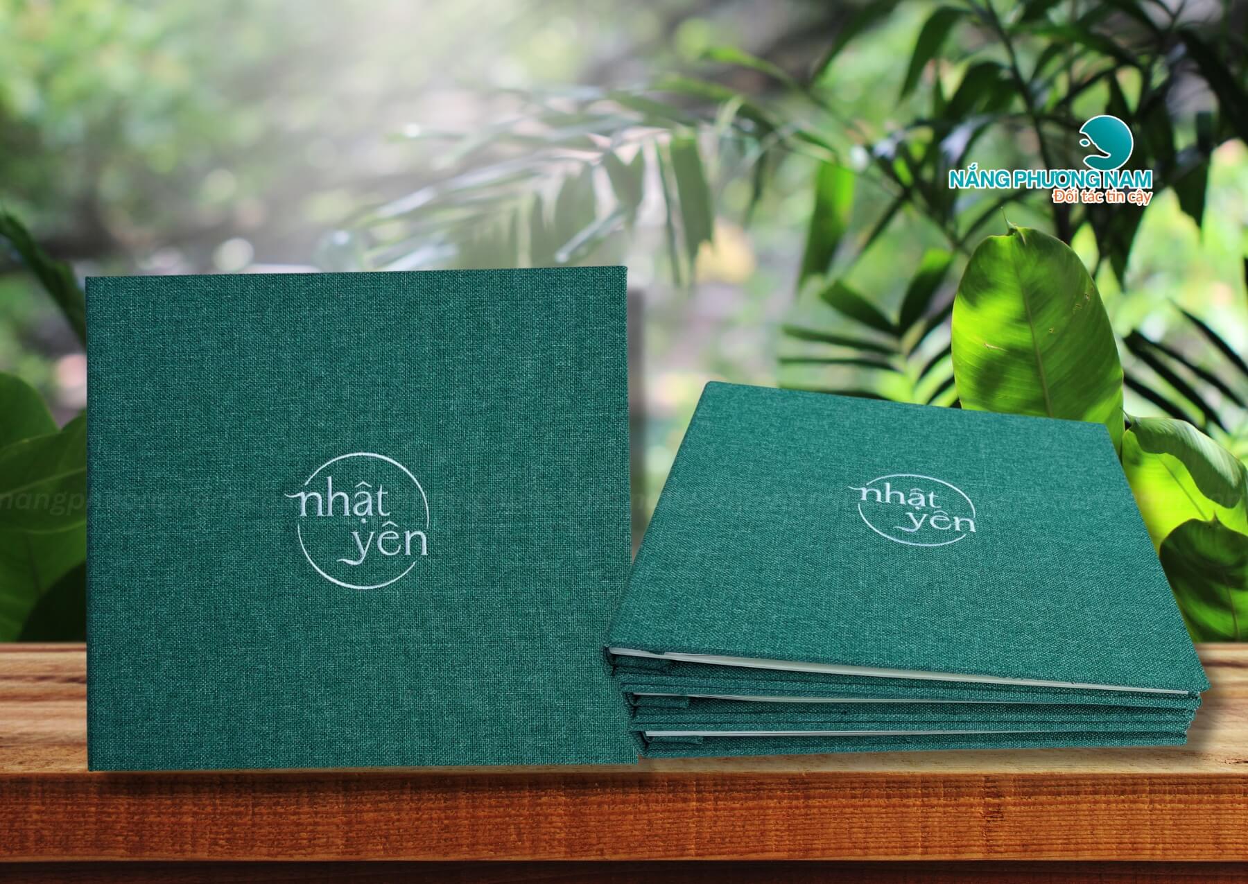 mẫu menu bìa vải đẹp