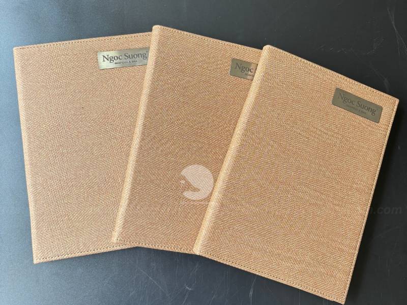 menu-da in menu nhà hàng bằng bìa da đẹp