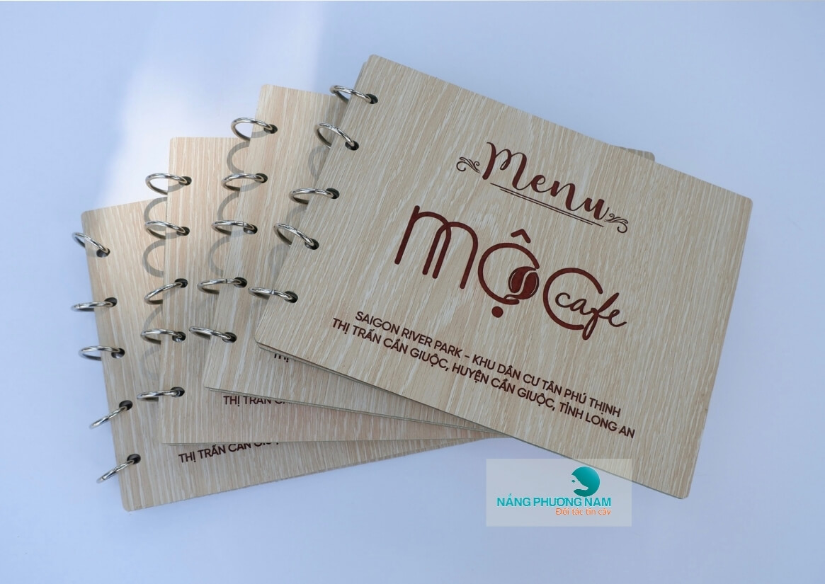 menu-go-gay-cong-ngoai Mẫu menu gỗ cho các quán cafe