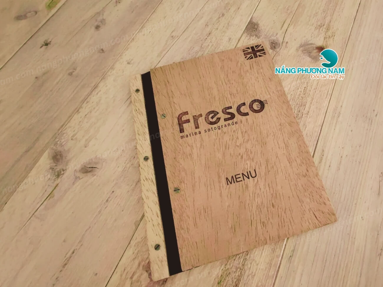 Menu gỗ nối da khắc laser
