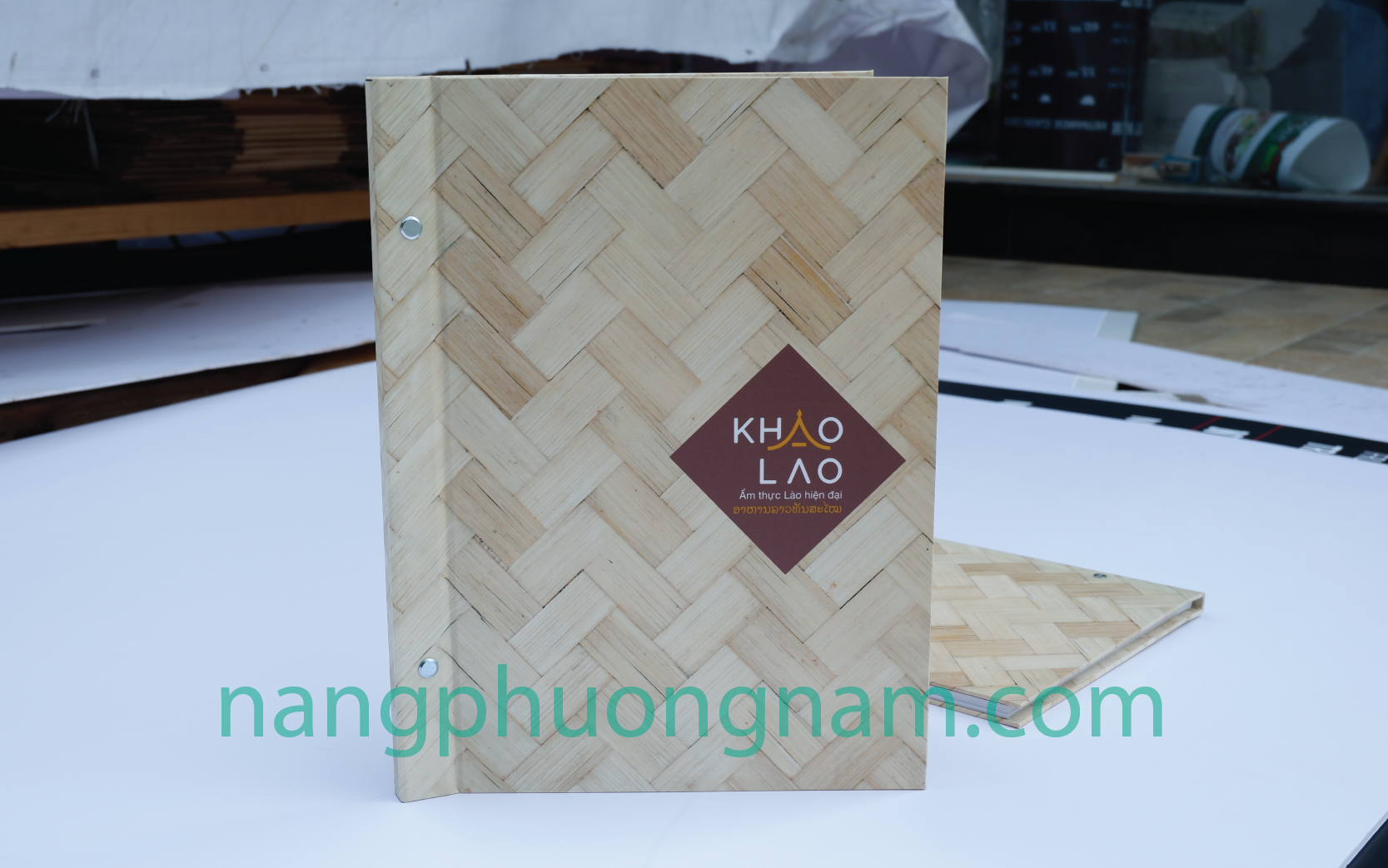 thực đơn nhà hàng - bìa menu Khao Lao thực đơn nhà hàng - bìa menu Khao Lao