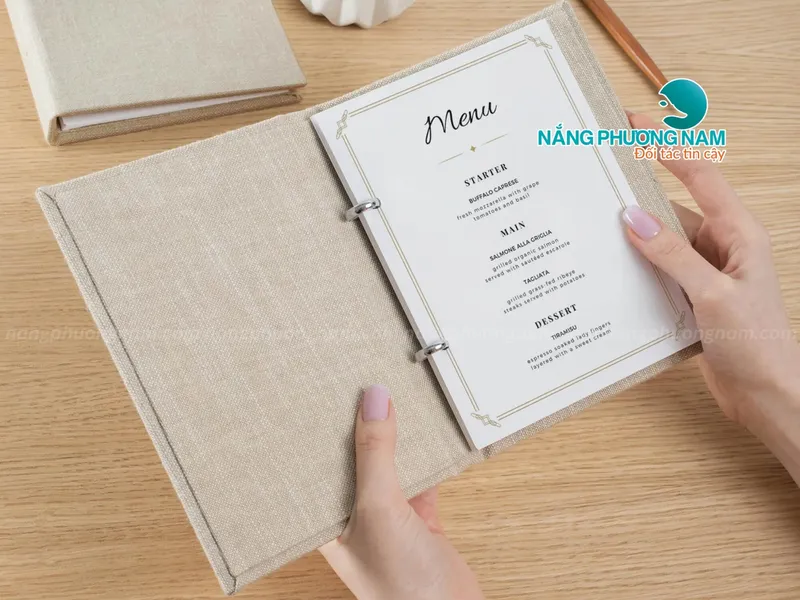 Làm Bìa Menu Da Gáy Còng – Giải Pháp Hiện Đại Cho Thực Đơn Nhà Hàng