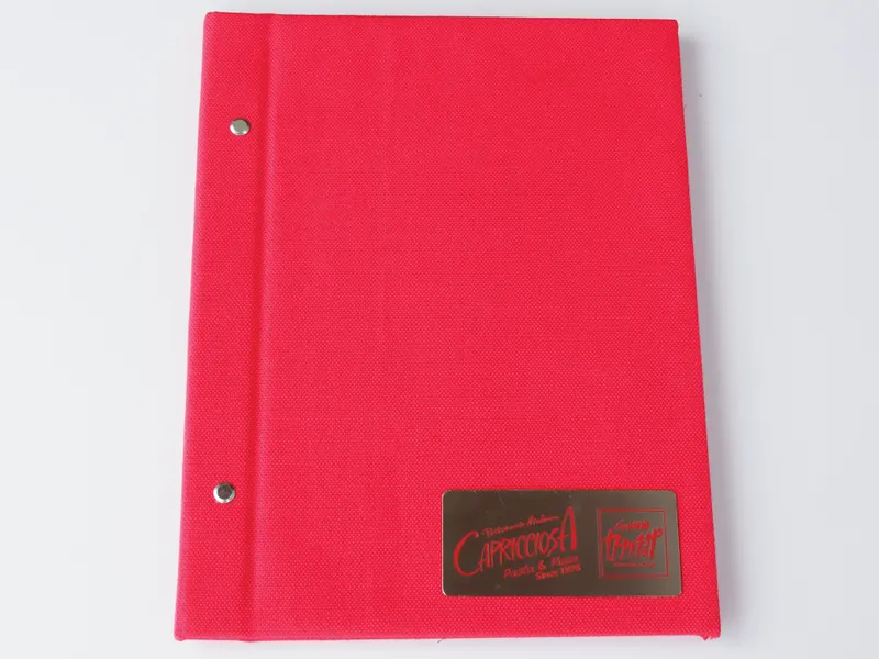 Menu bìa vải linen  Capricciosa