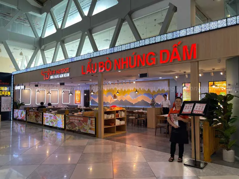 Làm bảng hiệu hộp đèn quảng cáo đẹp, mẫu mới xu hướng năm 2025.