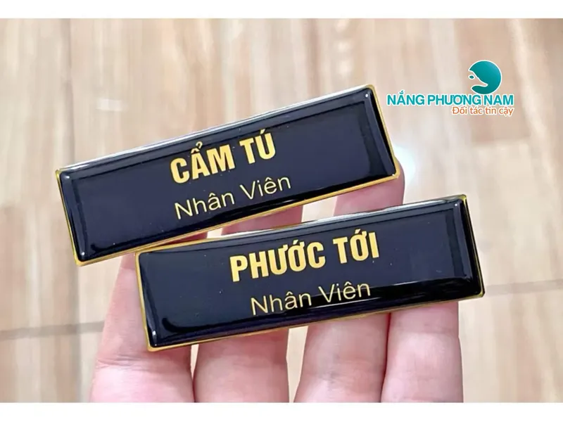 In bảng tên cài áo theo yêu cầu tại Thành Phố Hồ Chí Minh