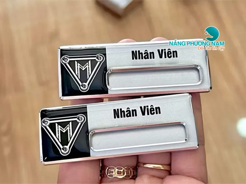 In bảng tên cài áo theo yêu cầu tại Thành Phố Hồ Chí Minh