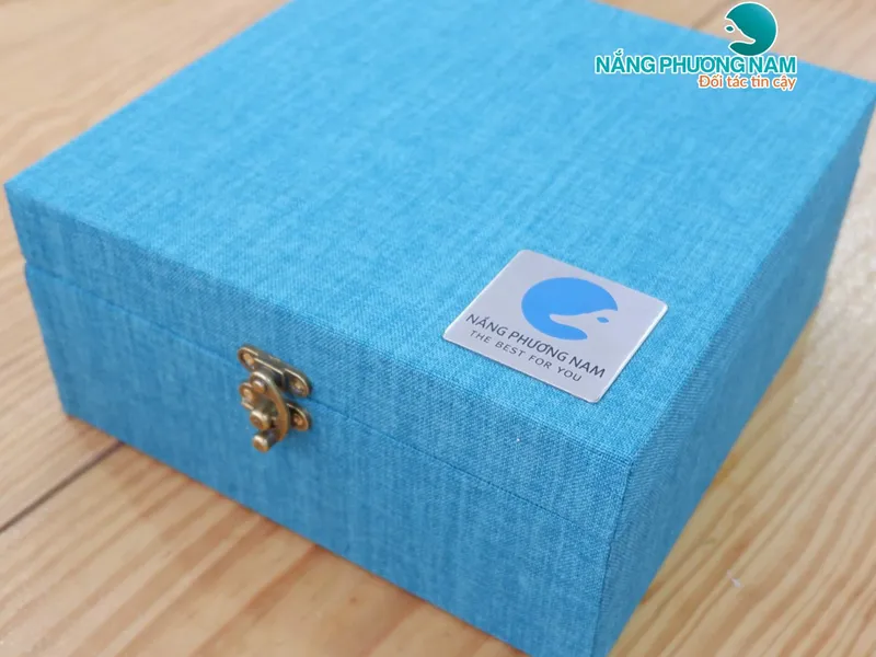 Hộp Bánh Trung Thu Từ Vải, Gỗ Đến Bìa Cứng, Giấy  – Nhà Nắng Có Gì Bên Trong Mỗi Thiết Kế?