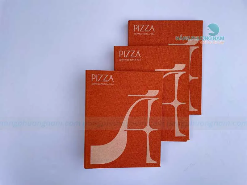 Menu bìa vải Pizza Serving From A To A