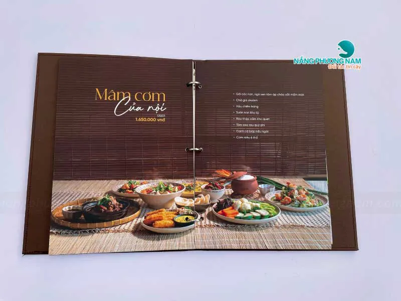 In menu da nhà hàng cơm niêu CKU LINH - Quang Linh Vlog