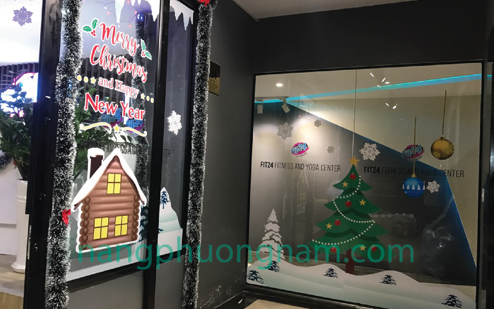 trang trí noel cửa kính - ảnh 3 trang trí noel cửa kính - ảnh 3