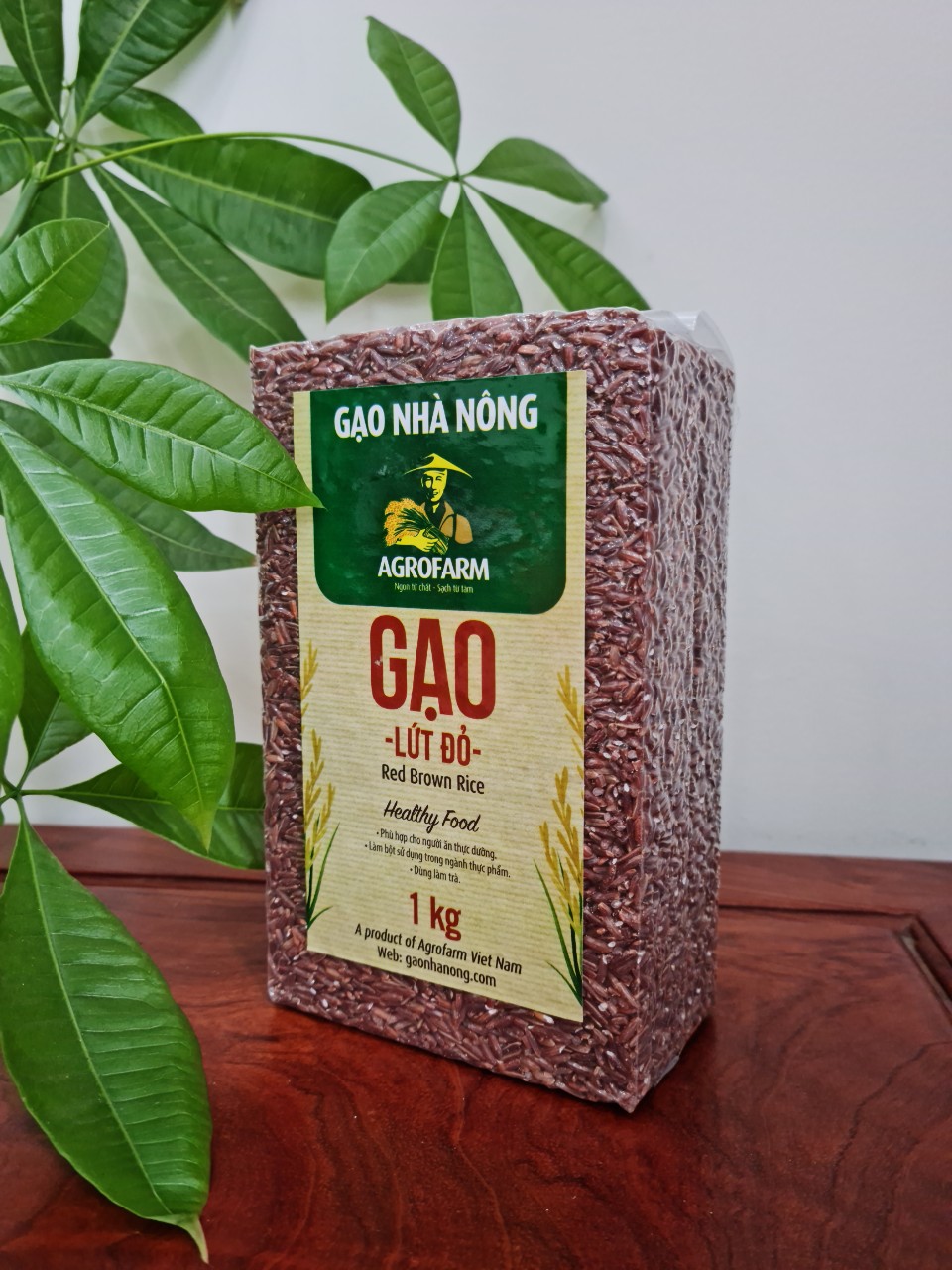 Gạo Nhà Nông - Ngon từ chất - Sạch từ tâm sẽ mang đến khách hàng sản phẩm gạo sạch an toàn, phù hợp với khẩu vị từng gia đình Gạo Nhà Nông - Ngon từ chất - Sạch từ tâm sẽ mang đến khách hàng sản phẩm gạo sạch an toàn, phù hợp với khẩu vị từng gia đình
