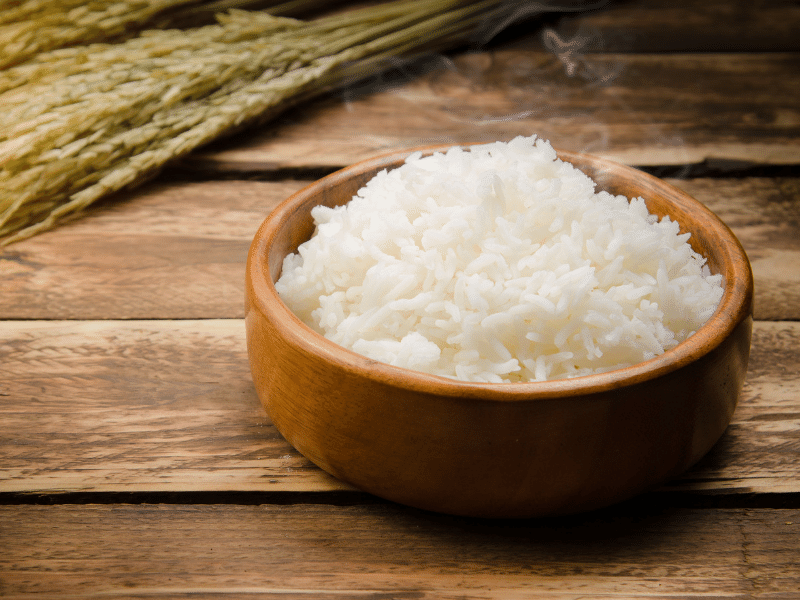 Gạo lúa tôm sau khi đã nấu sẽ có mùi thơm tự nhiên, hạt vẫn còn nguyên, cơm mềm và dẻo. Gạo lúa tôm sau khi đã nấu sẽ có mùi thơm tự nhiên, hạt vẫn còn nguyên, cơm mềm và dẻo.