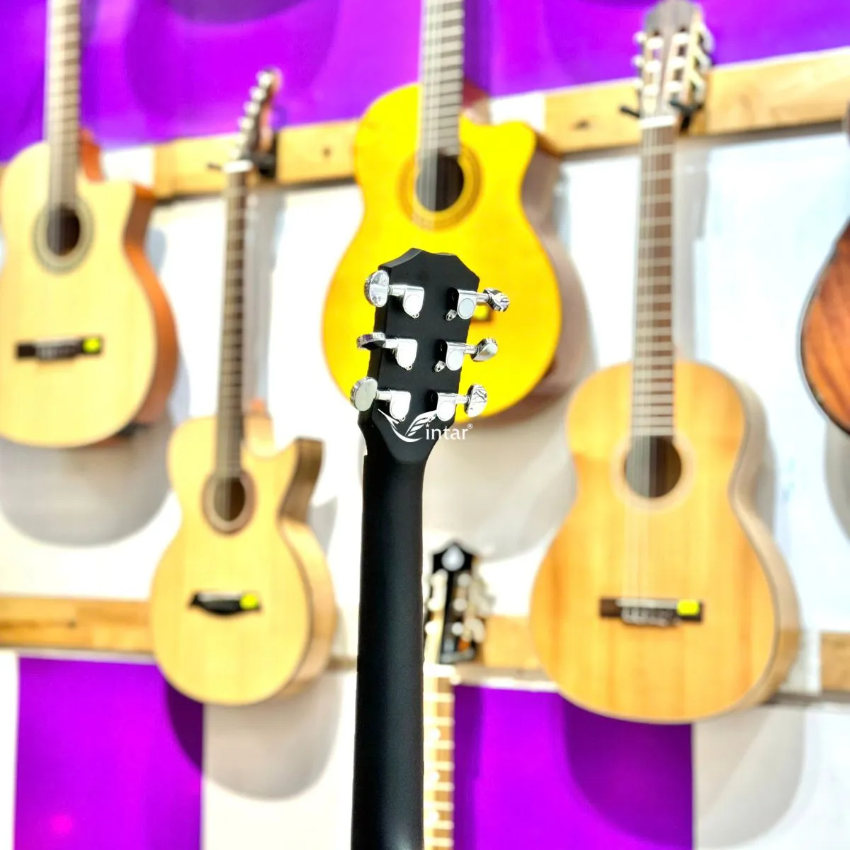 M1 - ĐÀN GUITAR ACOUSTIC MINI TRÁI TIM SIZE 1/2 