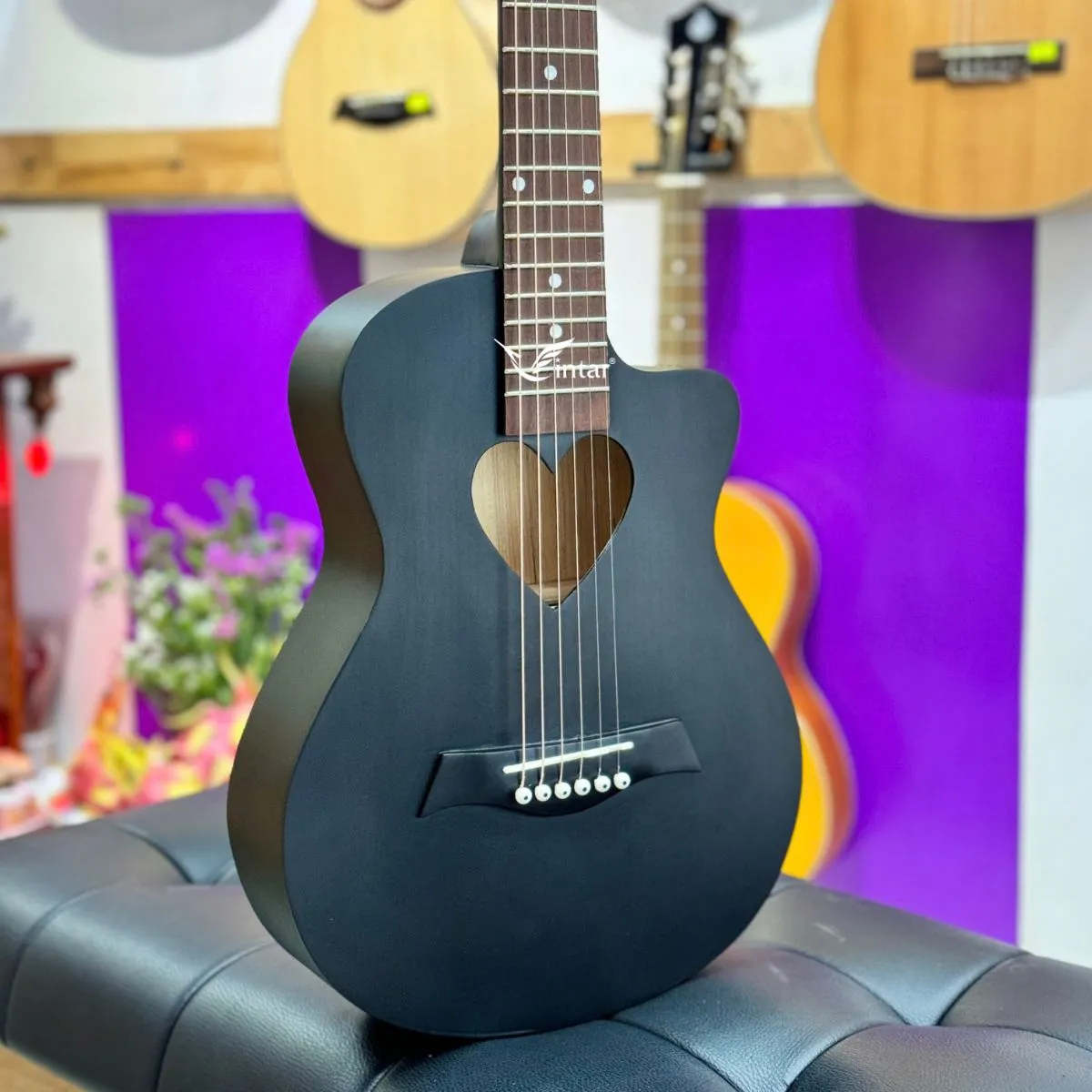 M1 - ĐÀN GUITAR ACOUSTIC MINI TRÁI TIM SIZE 1/2 