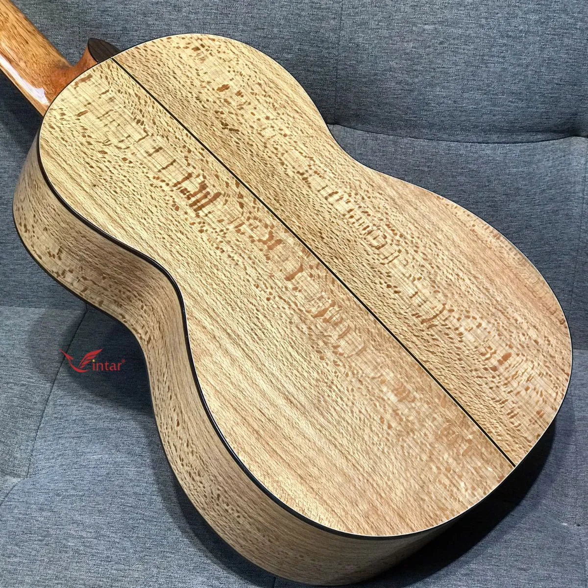 C6T - ĐÀN GUITAR CLASSIC GỖ SỒI PHÁP CAO CẤP DÁNG TRÒN CỔ ĐIỂN