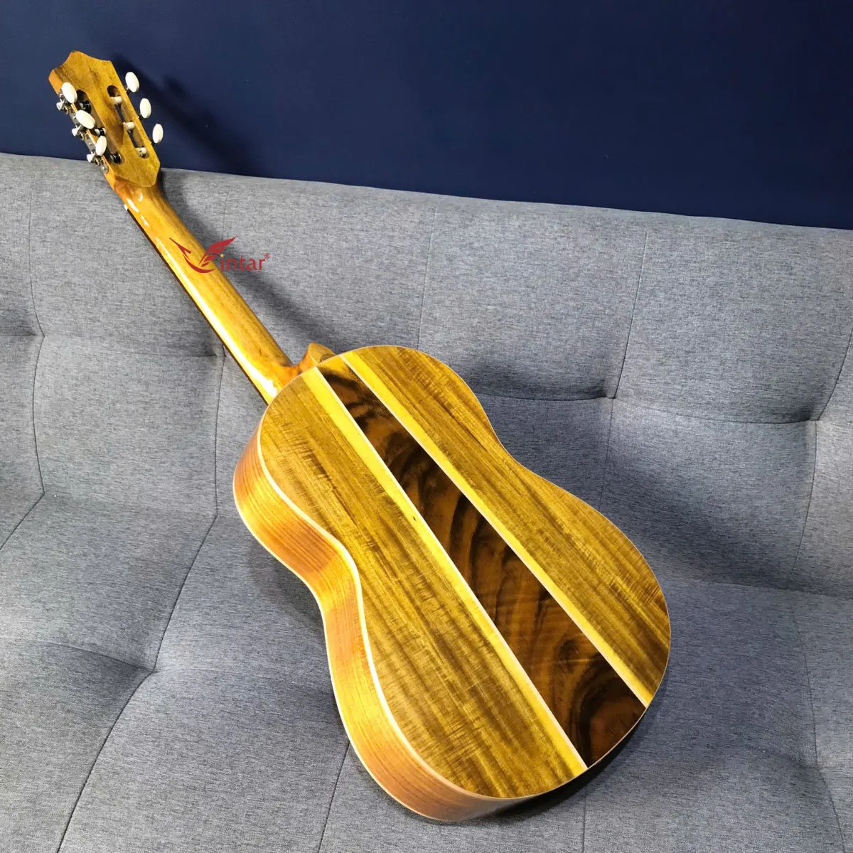 GUITAR CLASSIC C2KOA EQ BIGBANG B52 