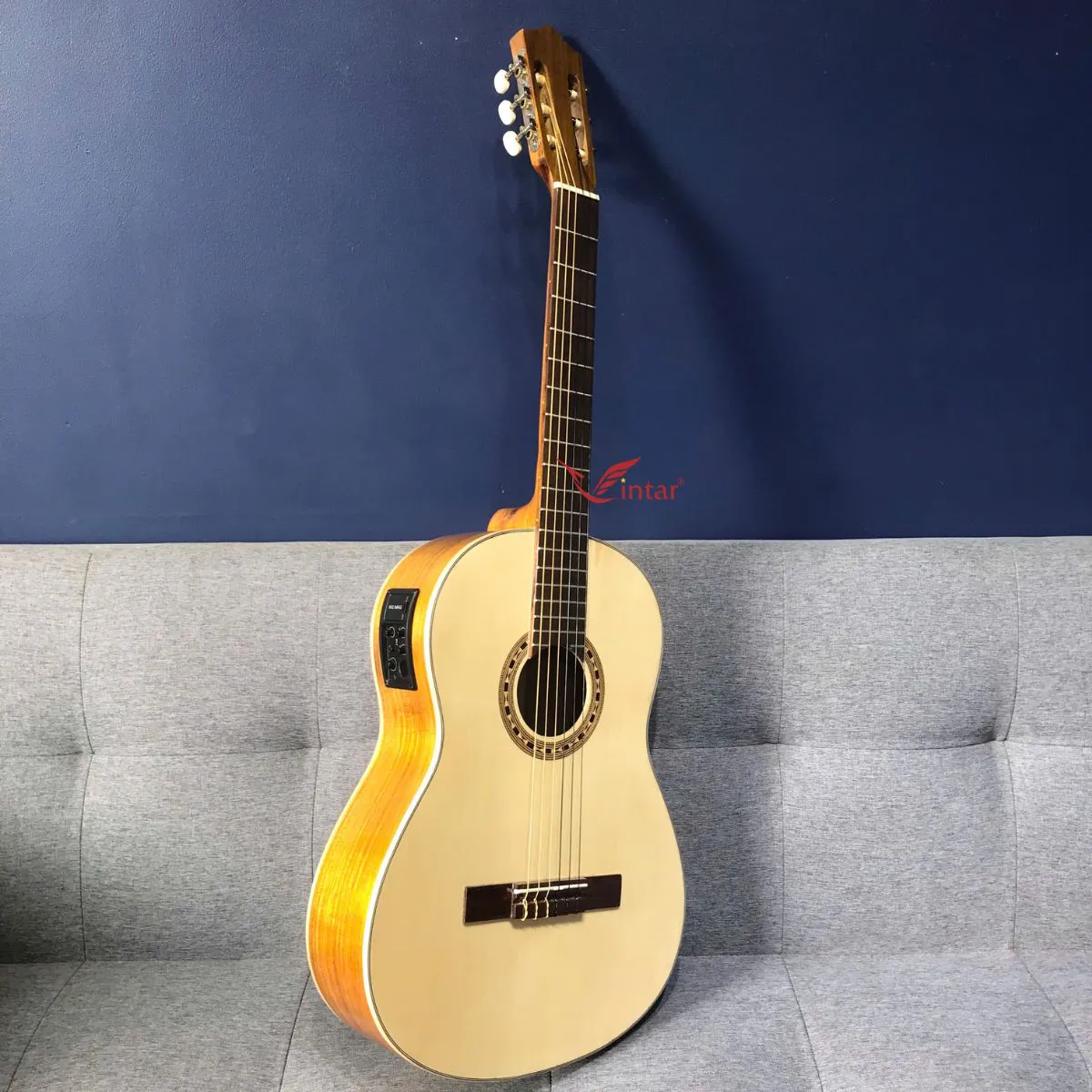 GUITAR CLASSIC C2KOA EQ BIGBANG B52 